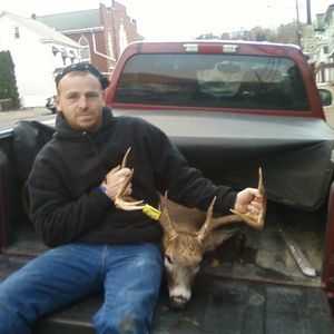 Meet your Posher, Lloyd